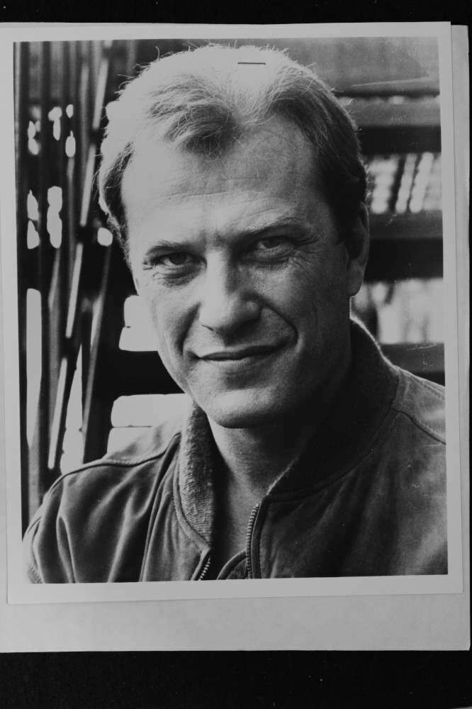 Ted Levine - 8x10 Headshot Photo Poster painting with Resume - Silence of the Lambs