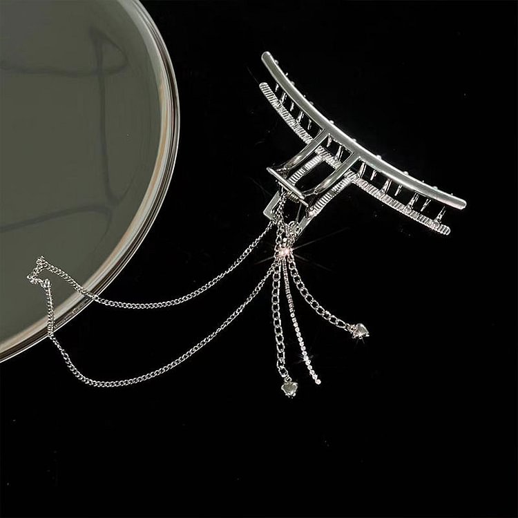 Simple Tassel Chain Claw Clip Hairpin KERENTILA
