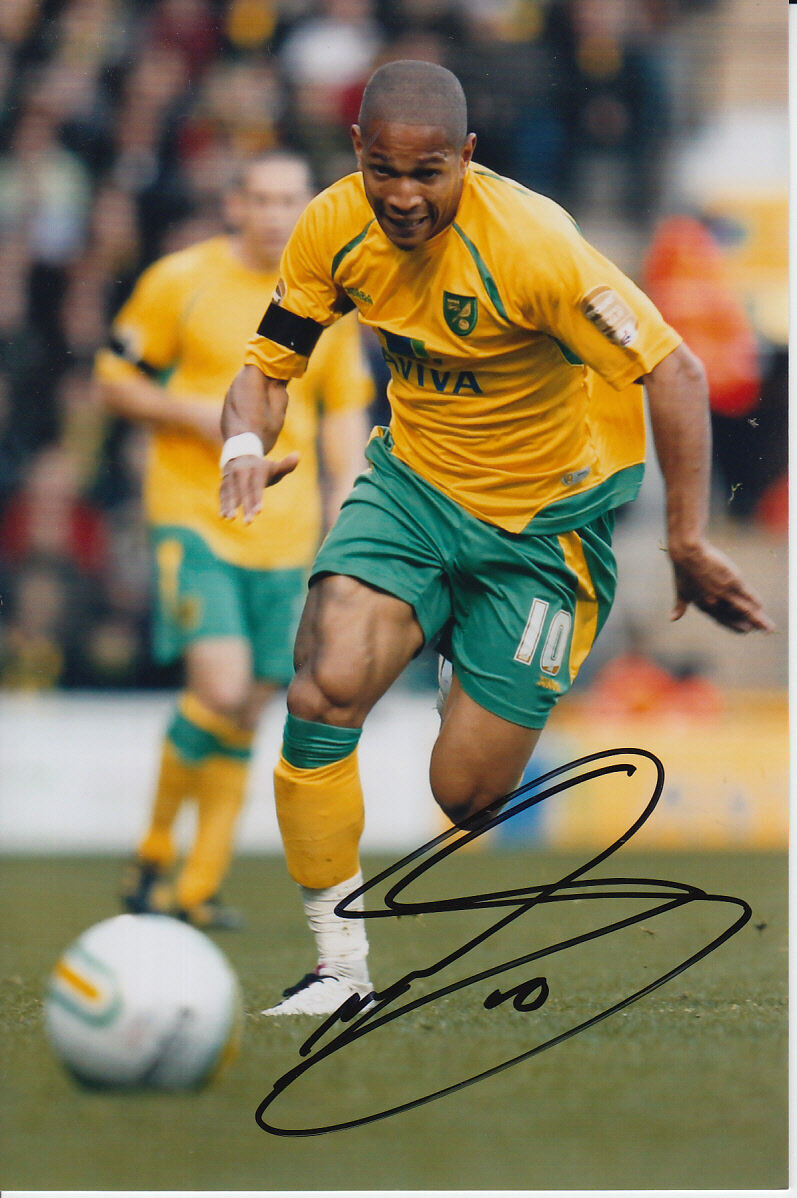 NORWICH CITY HAND SIGNED SIMEON JACKSON 6X4 Photo Poster painting 1.