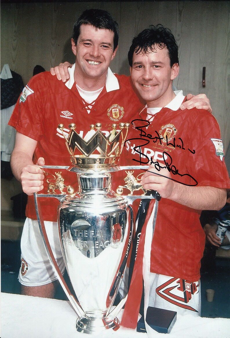 Manchester United Hand Signed Bryan Robson Photo Poster painting 12x8.