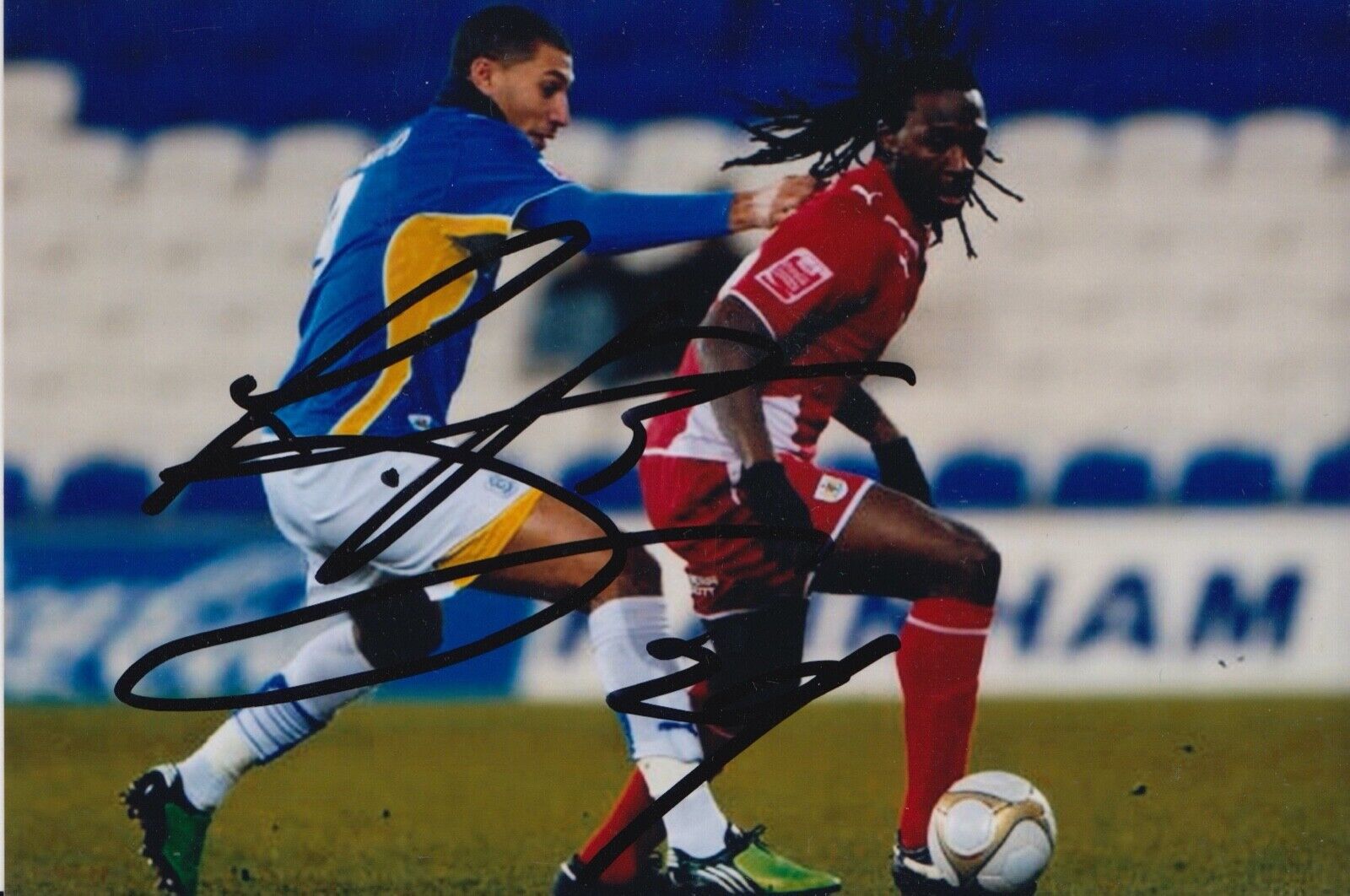 EVANDER SNO HAND SIGNED 6X4 Photo Poster painting - FOOTBALL AUTOGRAPH - BRISTOL CITY 1.