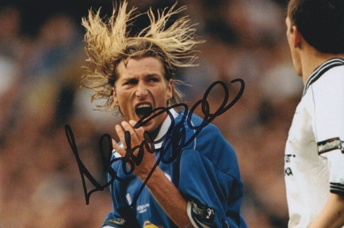 ROBBIE SAVAGE HAND SIGNED 6X4 Photo Poster painting - LEICESTER CITY AUTOGRAPH - FOOTBALL 2