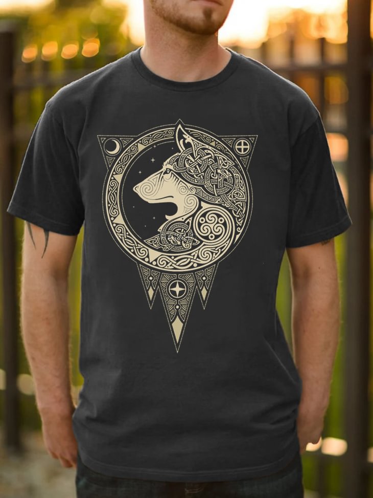 Crewneck Tribal Wolf Printed T-Shirt in  mildstyles