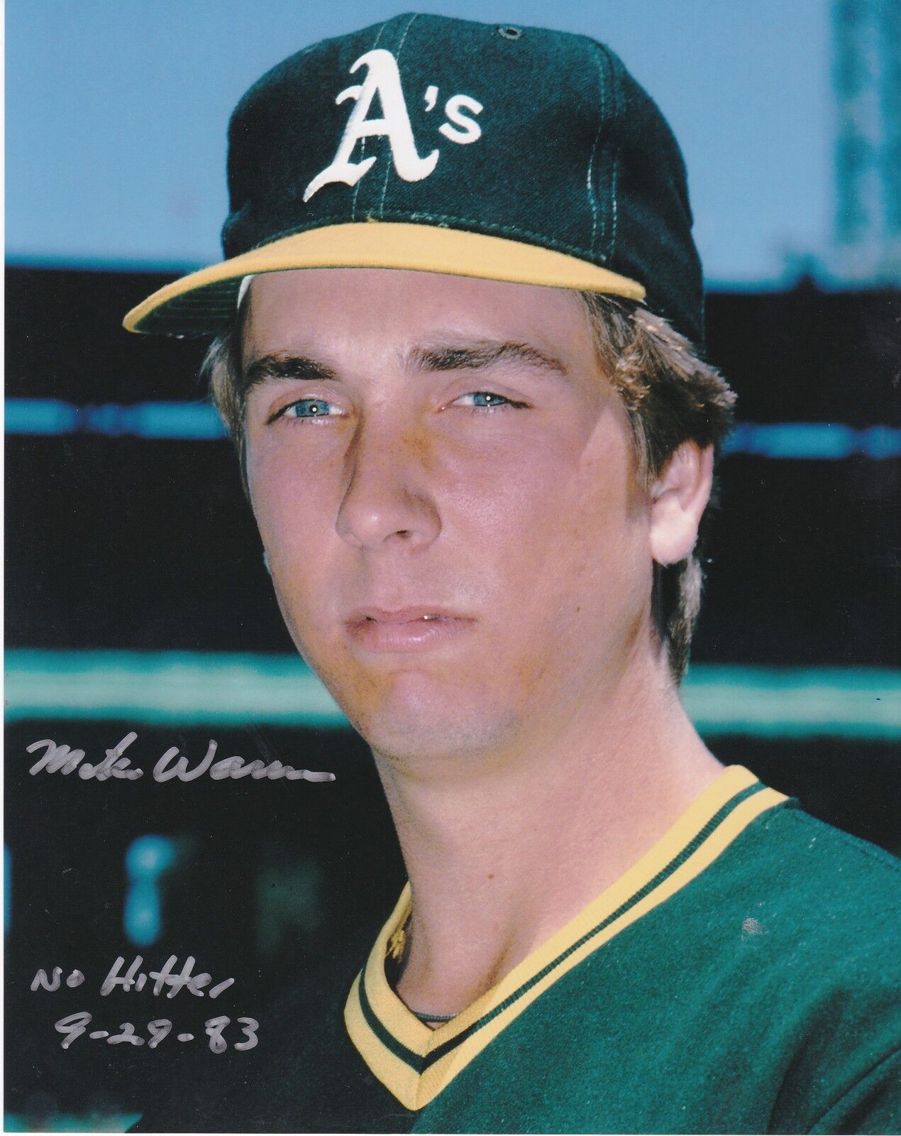 MIKE WARREN OAKLAND A'S NO HITTER 9-29-83 ACTION SIGNED 8x10