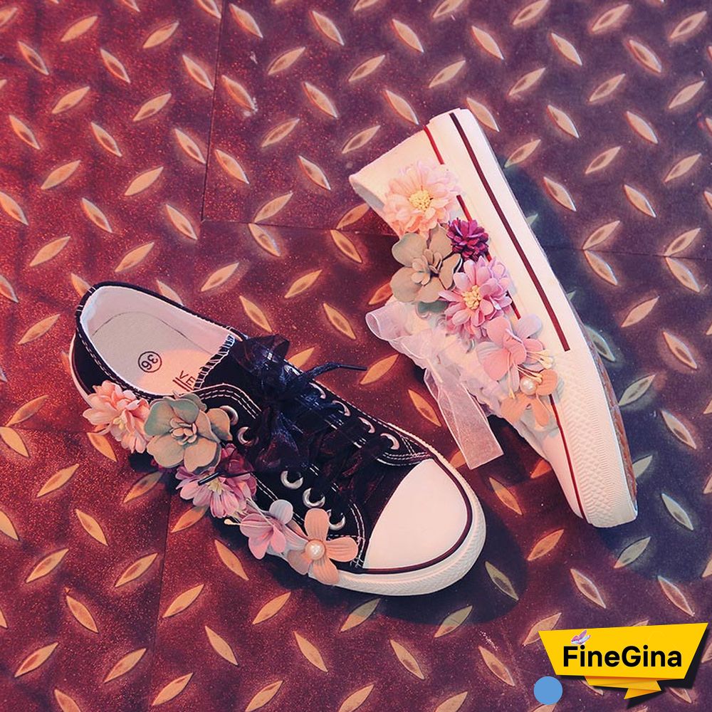 3D Blossom Decor Casual Canvas Shoes
