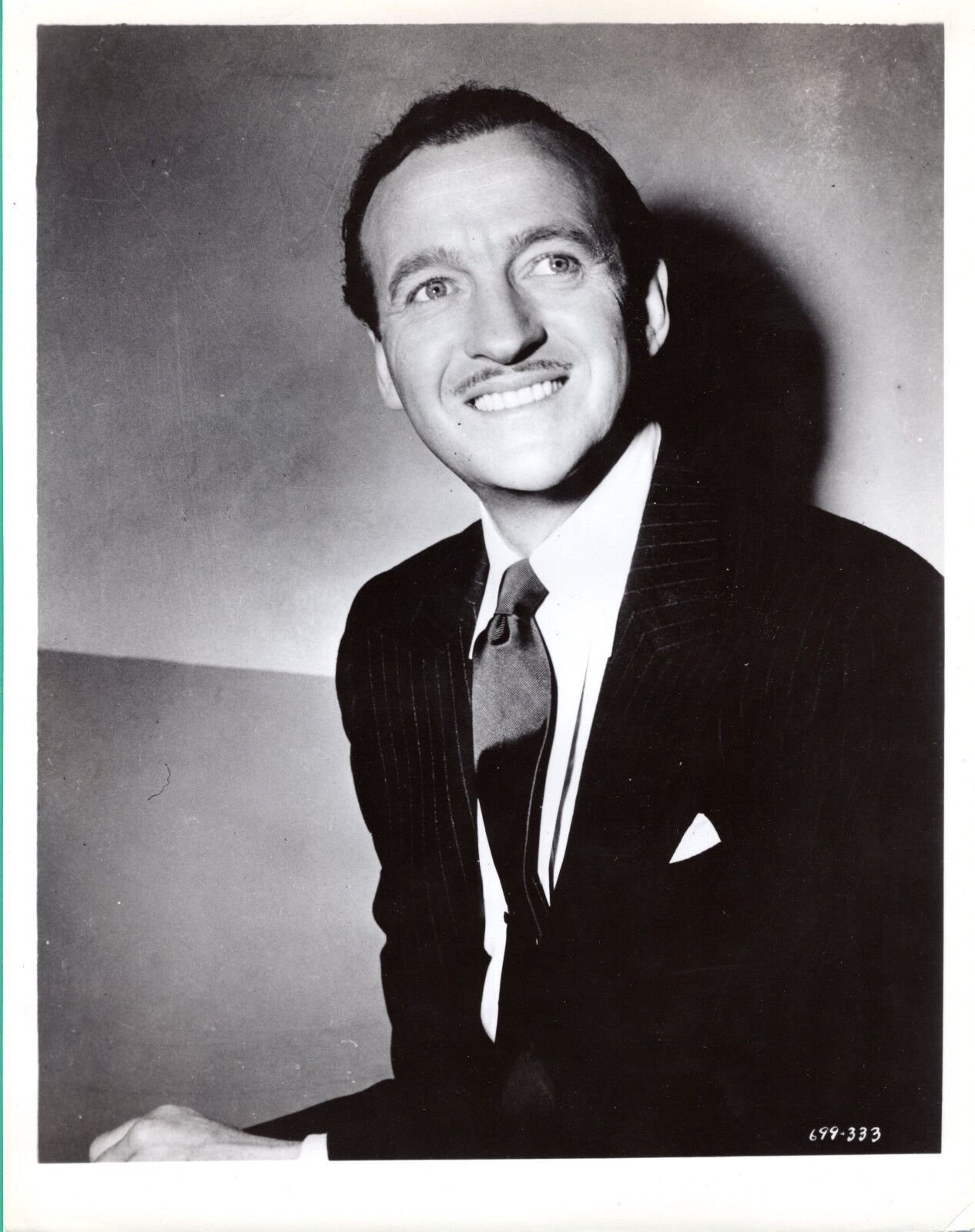 DAVID NIVEN Actor Movie Star Promo 1950's Vintage Photo Poster painting 8x10