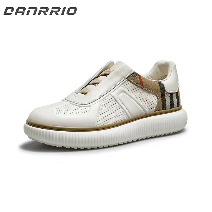 DANRRIO Handmade Retro Sport Perforated Breathable Thick Sole Breathable Skate Shoes DANRRIO.COM DANRRIO