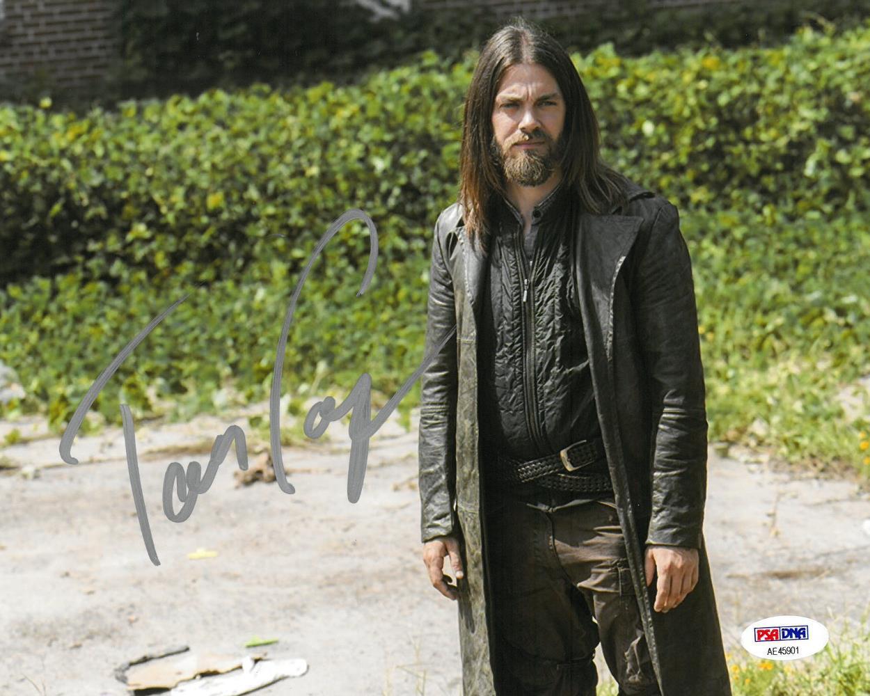 Tom Payne Signed Walking Dead Authentic Autographed 8x10 Photo Poster painting PSA/DNA #AE45901