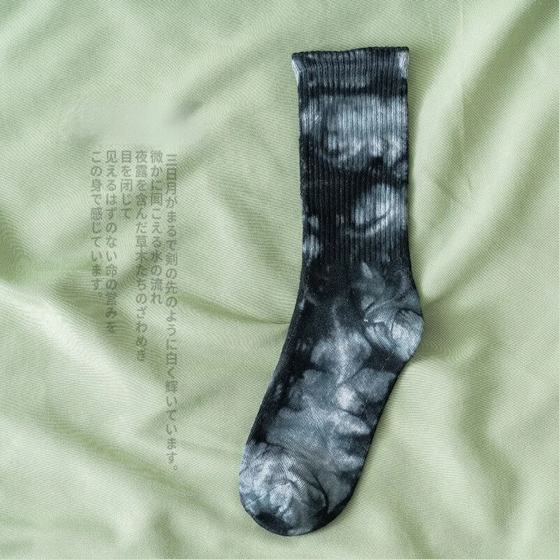 Fashion Tie-dye Gradient Medium Tube Cotton Socks