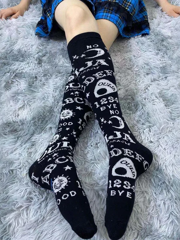 Dark JK Style Jacquard Slim Knitted Stocking