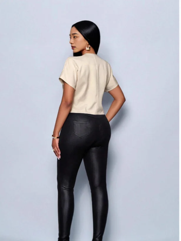 Nigikala Nigikala Solid Color V-Neck Metal Button Asymmetrical Sleeve Shirt