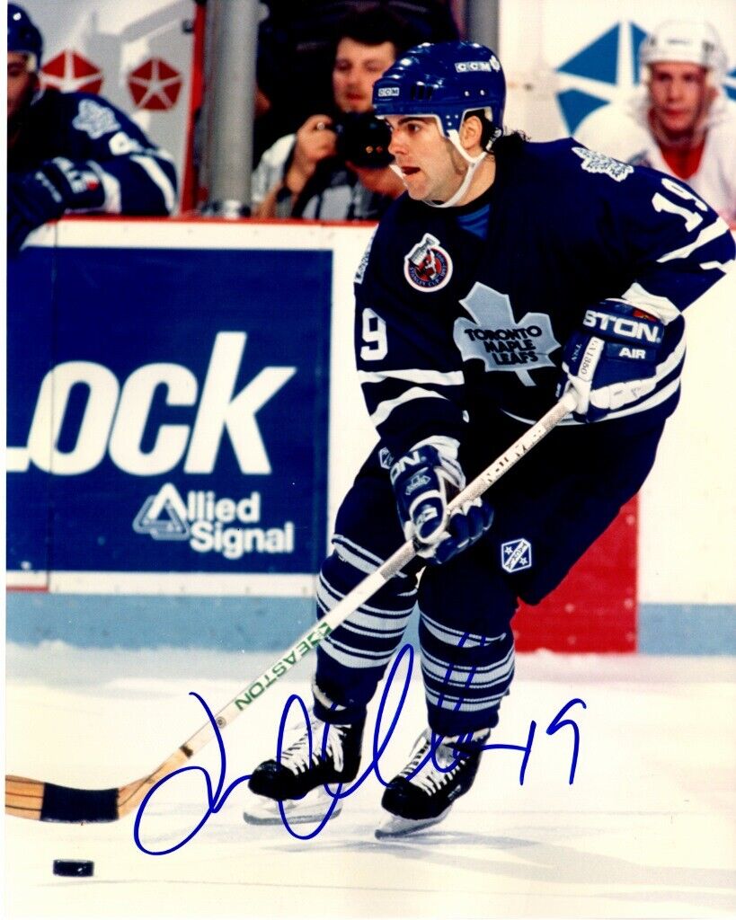 John Cullen Signed - Autographed Toronto Maple Leafs 8x10 inch Photo Poster painting