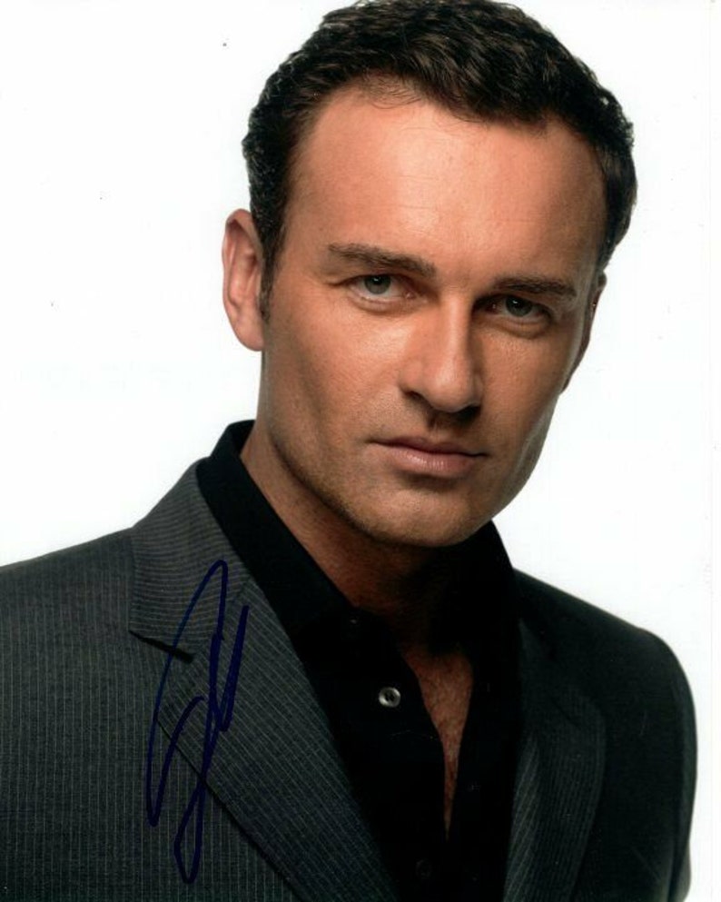 Julian mcmahon signed autographed niptuck dr. christian troy Photo Poster painting