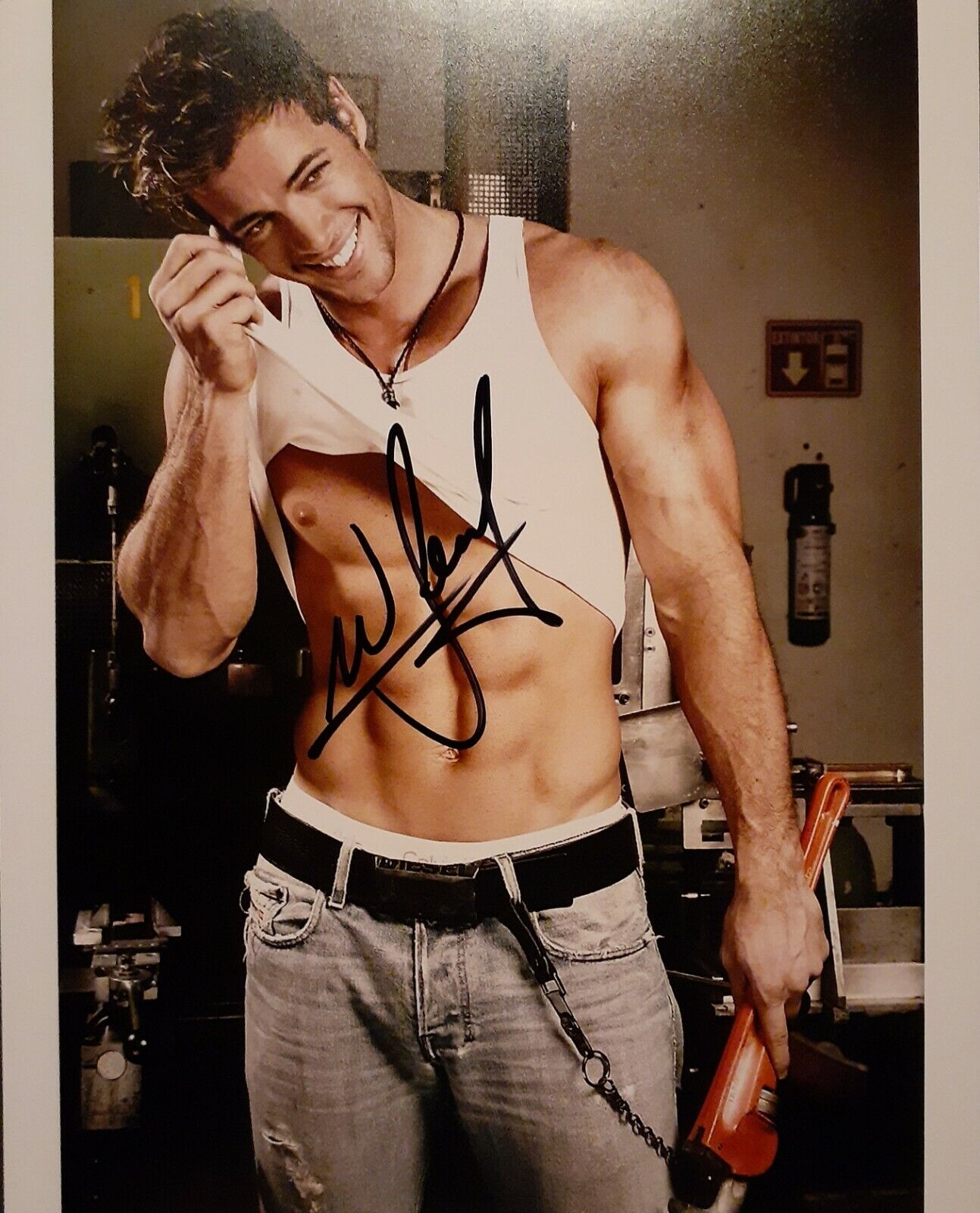 William Levy signed 8x10