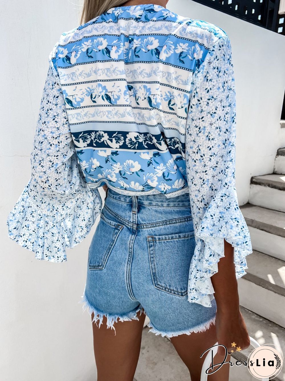 Women Summer Sexy V-Neck Tie Beach Shirt Sweet Floral Print All-match Commuter Top New Casual Ruffle Half Sleeve Street Blouses