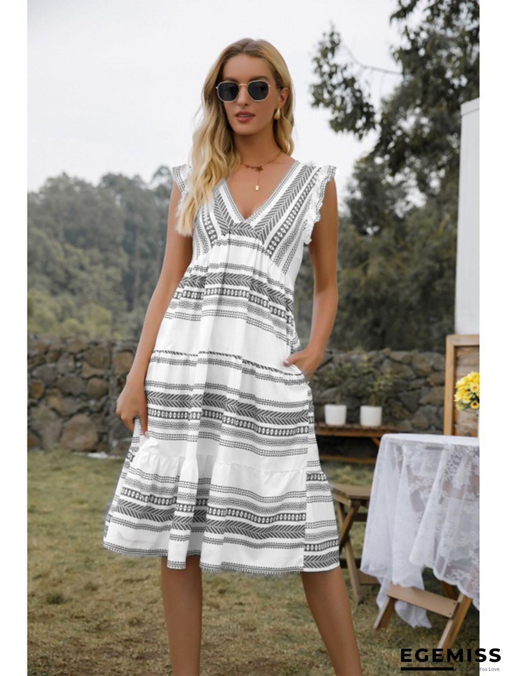 Bohemian V-neck Pocket Striped Dress | EGEMISS