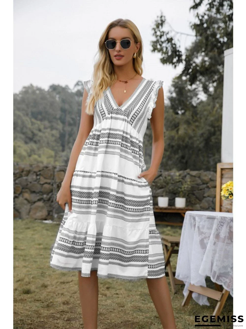 Bohemian V-neck Pocket Striped Dress | EGEMISS