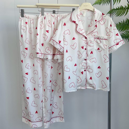 Bayuyun Female Pajamas 3PCS Sleepwear Sweet Print Strawberry Satin Trouser Suits Pijamas Lingerie Loose Casual Home Clothes Loungewear