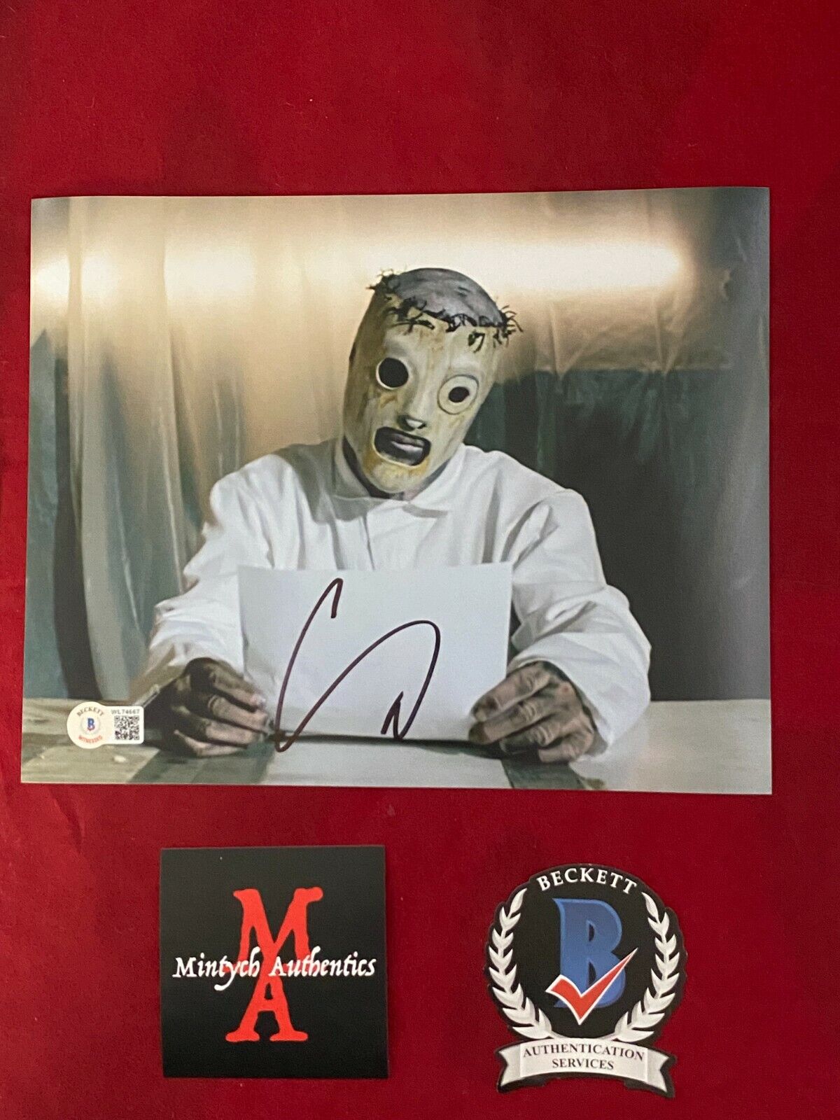 COREY TAYLOR SLIPKNOT STONE SOUR SIGNED 8x10 Photo Poster painting! BECKETT COA! CMFT! IOWA!