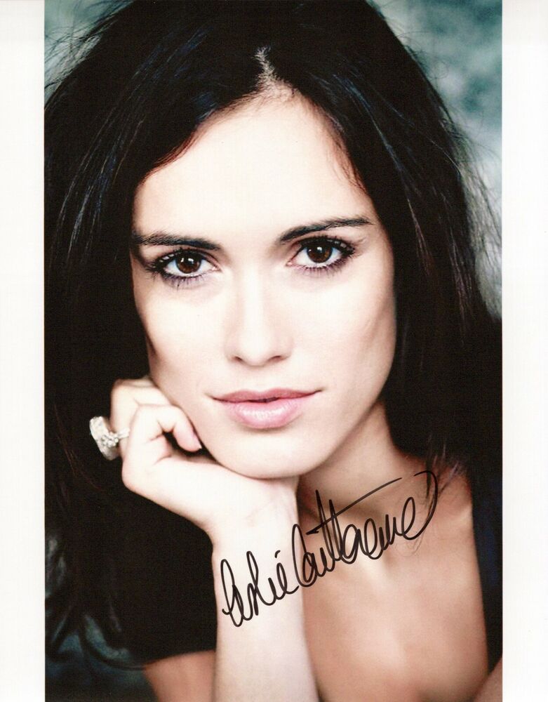 Leslie Coutterand head shot autographed Photo Poster painting signed 8x10 #8