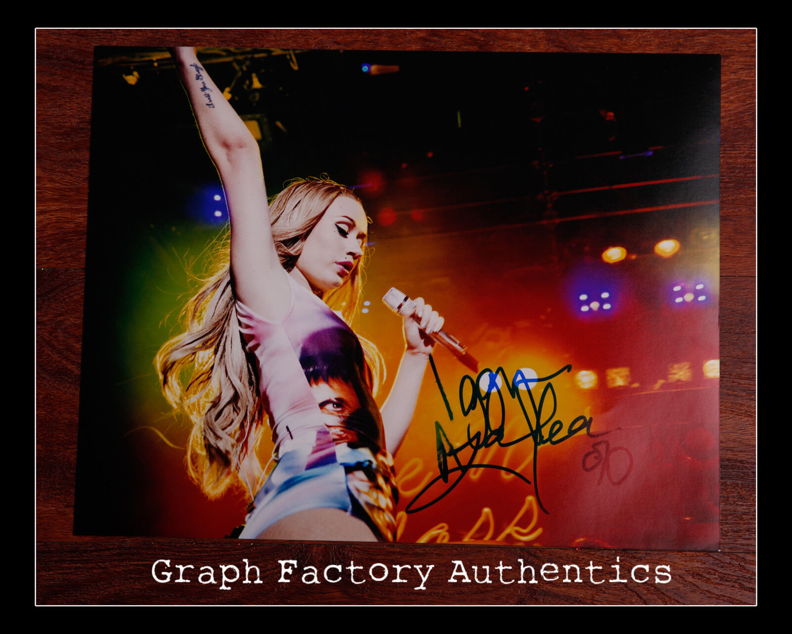 GFA Sexy Australian Superstar * IGGY AZALEA * Signed 11x14 Photo Poster painting AD1 COA