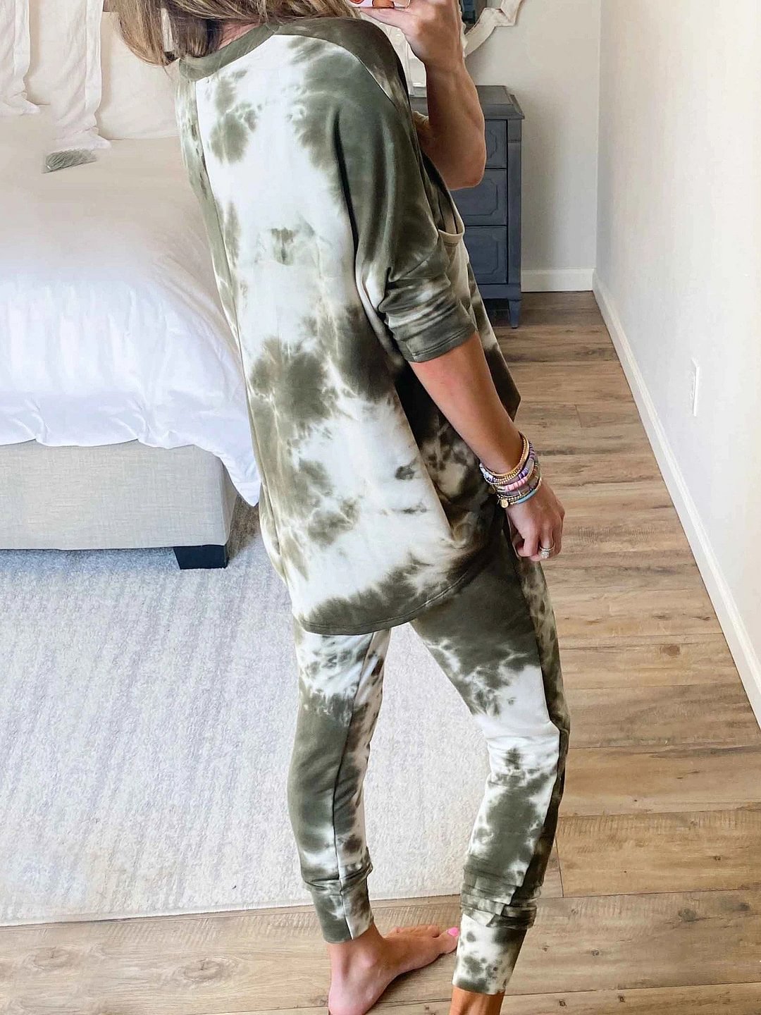 tie dye jogger suit