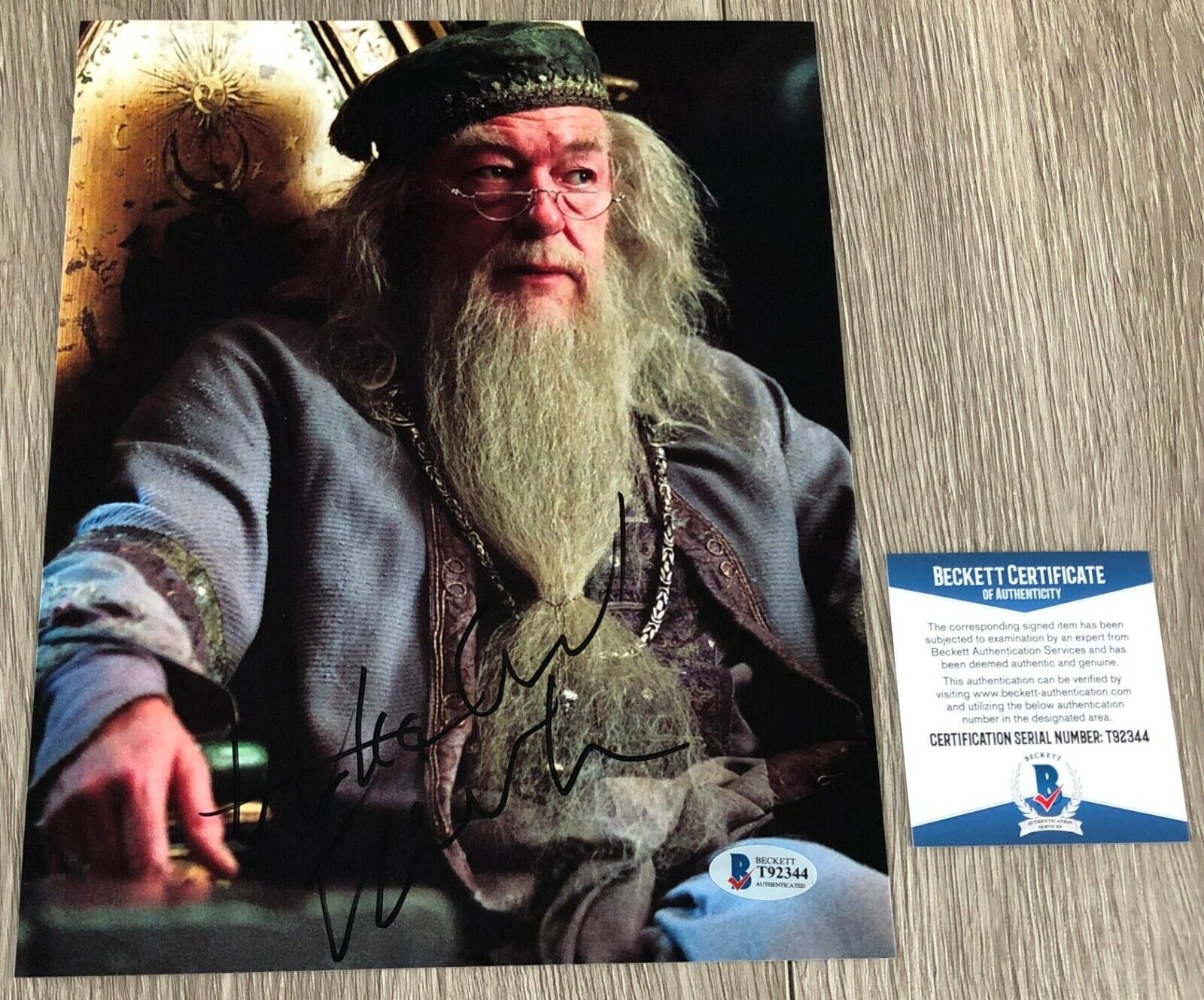 MICHAEL GAMBON SIGNED HARRY POTTER DUMBLEDORE 8x10 Photo Poster painting w/PROOF BAS BECKETT COA