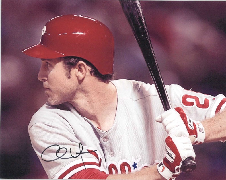 Chase Utley Signed Autographed Glossy 8x10 Photo Poster painting Philadelphia Phillies - COA Matching Holograms