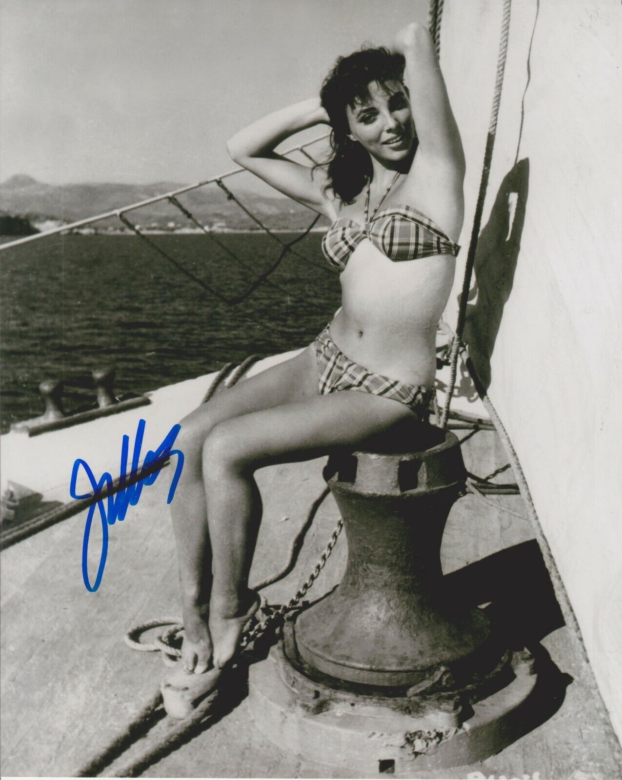 Joan Collins Original Autographed 8X10 Photo Poster painting #30 signed @Hollywood Show -Dynasty