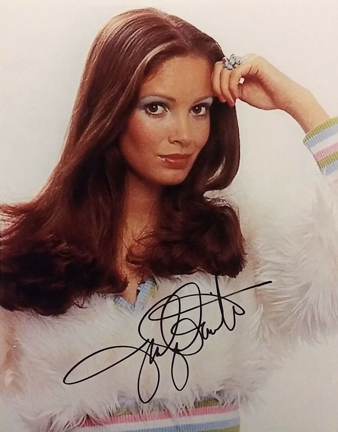 Jaclyn Smith signed 8x10