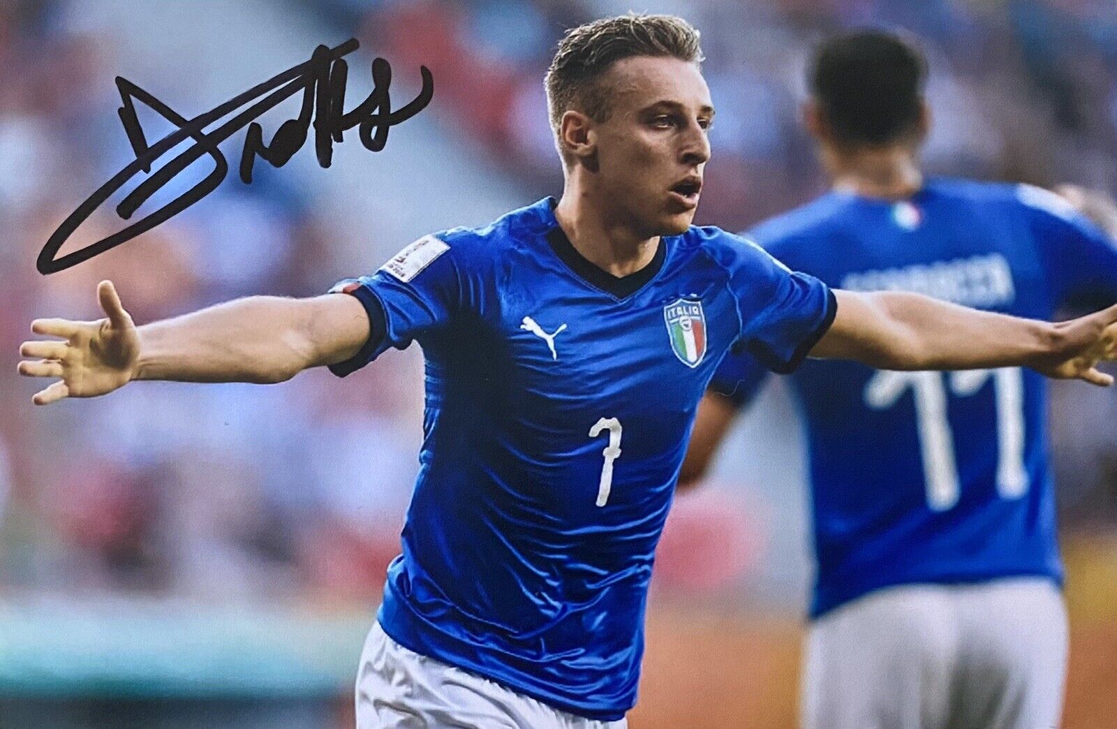 Davide Frattesi Hand Signed Italy 6X4 Photo Poster painting