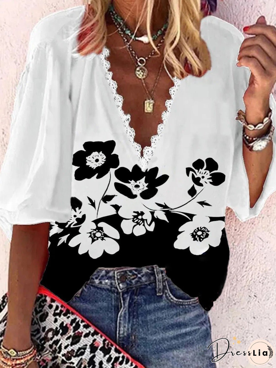 Women's Blouses Loose Printed Lace V-Neck Mid Sleeves Blouse