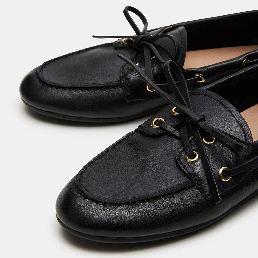Classic Black Vegan Leather Round Toe Tie-Up Flat Women's Loafers