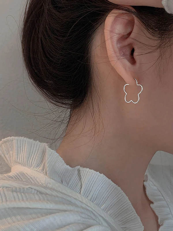 Minimalist Pure Color Hollow Floral Earrings Accessories