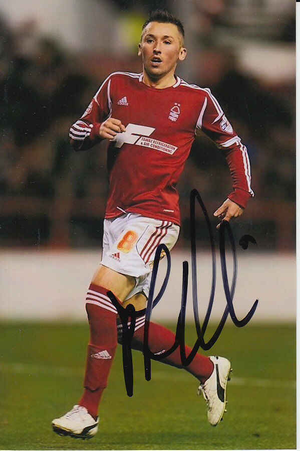 NOTTINGHAM FOREST HAND SIGNED RADOSLAW MAJEWSKI 6X4 Photo Poster painting 1.