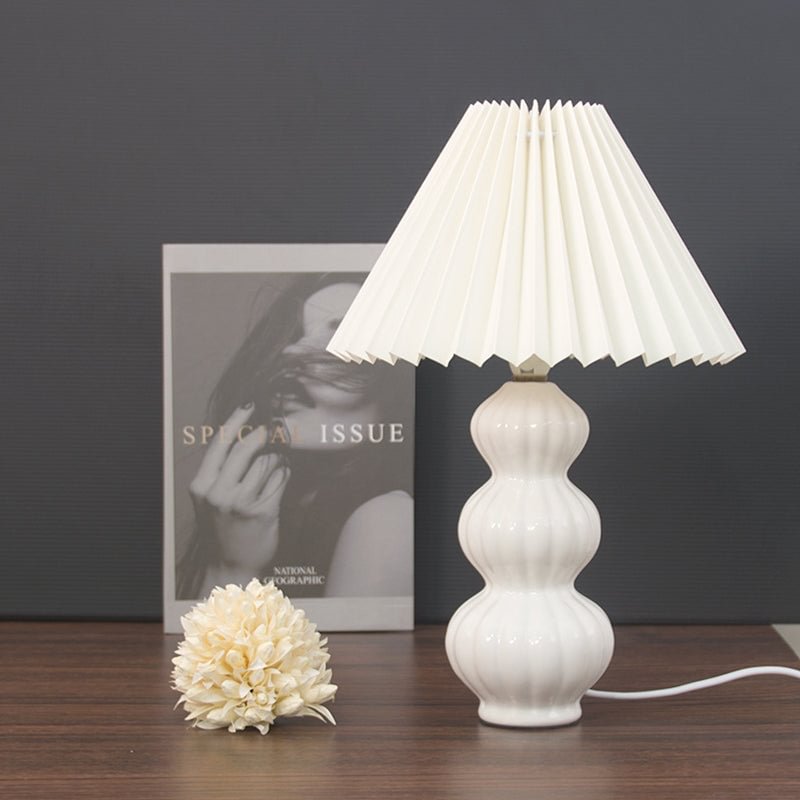 Nordic Ceramic Base Pleated Table Lamp