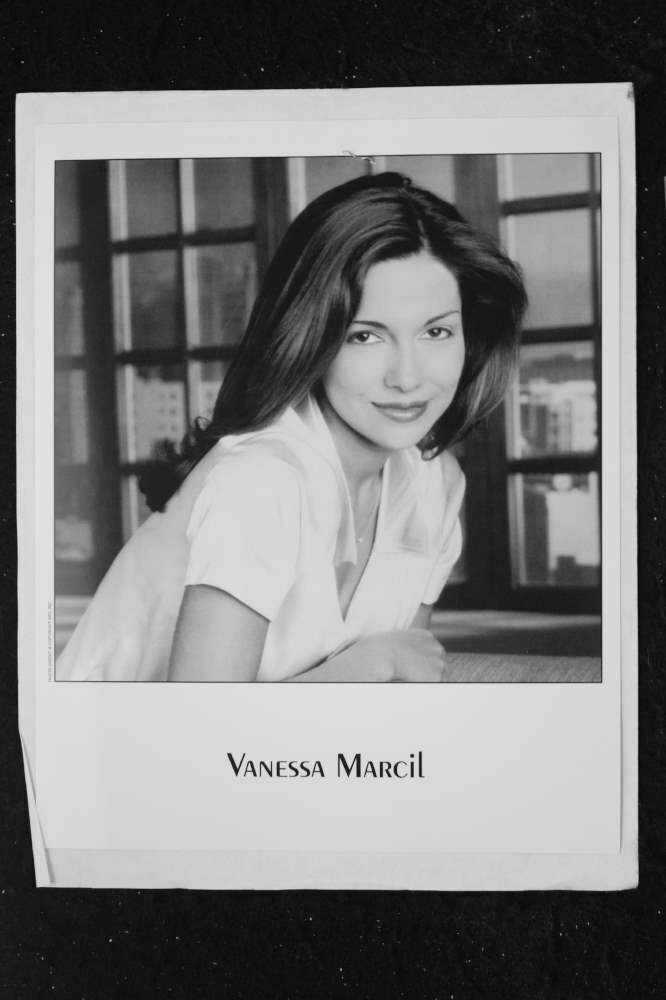 Vanessa Marcil - 8x10 Headshot Photo Poster painting w/ Resume - Beverly Hills, 90210