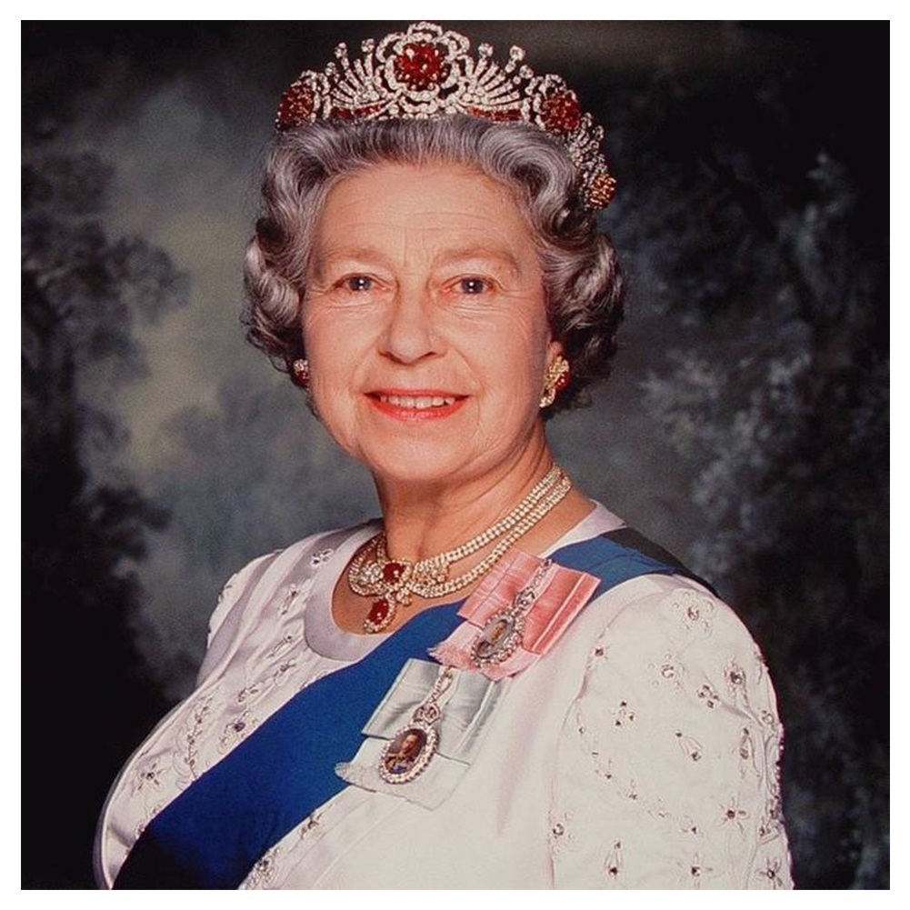 

The Queen Of England - Square Drill Diamond Painting - 40*40CM, 501 Original