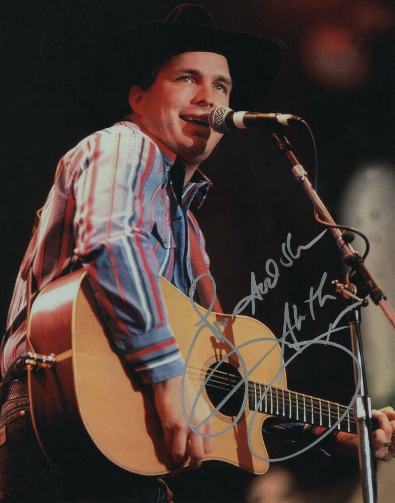 GARTH BROOKS SIGNED AUTOGRAPH 11X14 Photo Poster painting - COUNTRY MUSIC ICON, ROPIN' THE WIND