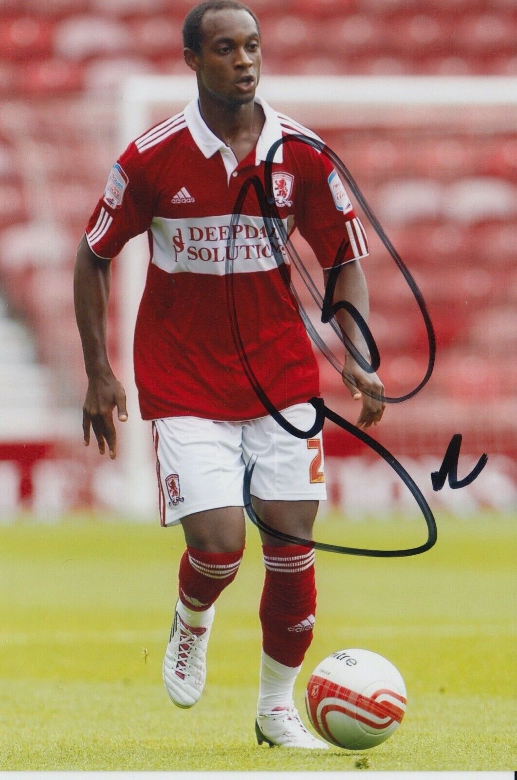 JUSTIN HOYTE HAND SIGNED 6X4 Photo Poster painting - FOOTBALL AUTOGRAPH - MIDDLESBROUGH.