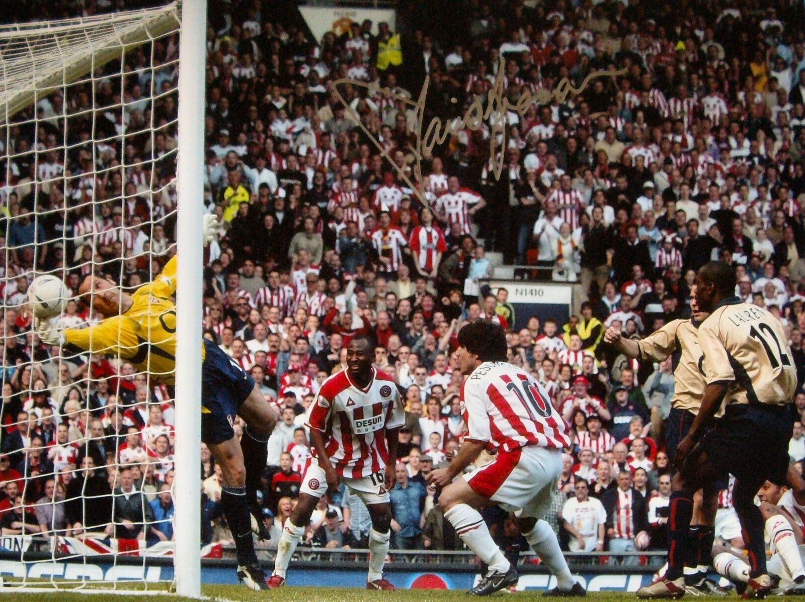 DAVID SEAMAN SIGNED ARSENAL FA CUP SAVE 16x12 FOOTBALL Photo Poster painting PROOF & COA GUNNERS