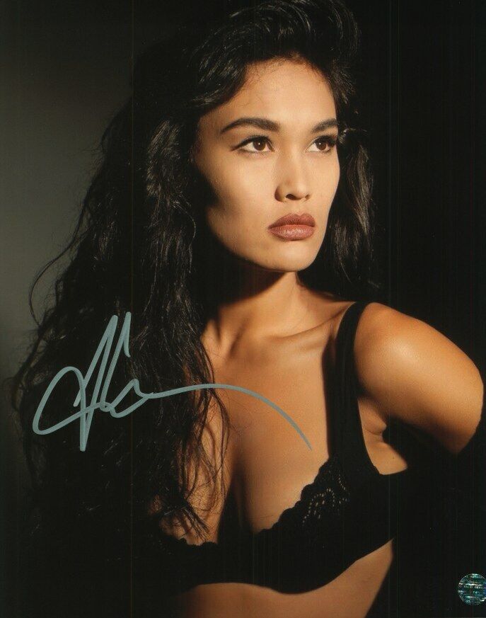 Tia Carrere Autographed Original 8x10 Photo Poster painting LOA TTM