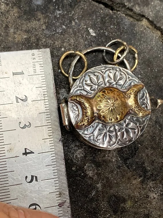 🔥LAST DAY SALE 49% OFF-925 Sterling Silver Triple Moon Goddess Spell Locket with Real Quartz Crystal