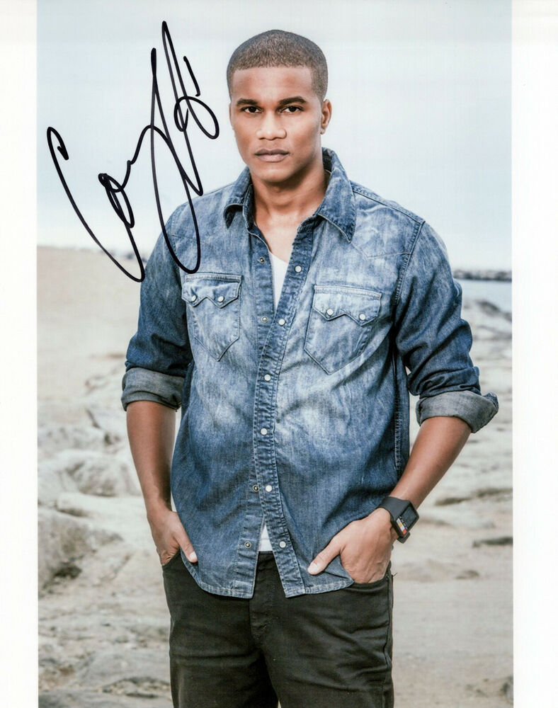 Cory Hardrict head shot autographed Photo Poster painting signed 8x10 #2