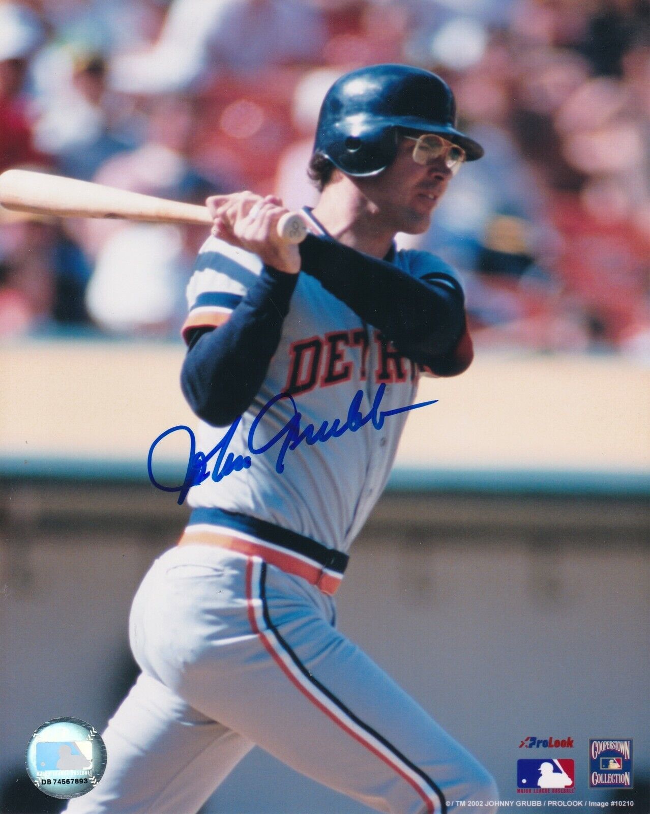 JOHNNY GRUBB DETROIT TIGERS ACTION SIGNED 8x10