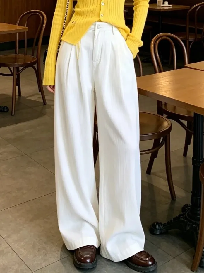 White textured pleated wide-leg pants