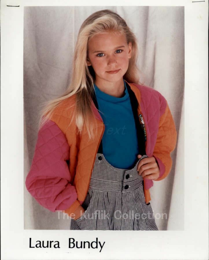 Laura Bell Bundy - 8x10 Color Headshot w/ Resume - Jumanji RARE