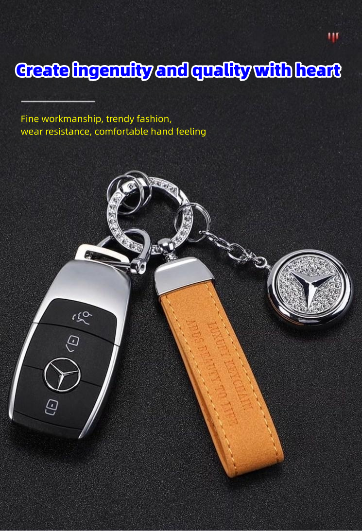 Light luxury rotating pendant men's and women's high-end car key chain
