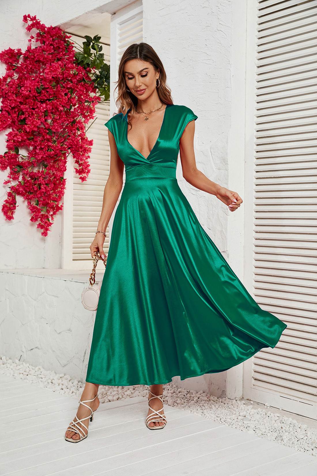 Women's Fashion Casual Summer Solid Color V-Neck Short Sleeve Swing Maxi Dress