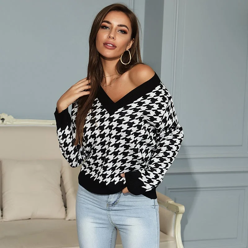 Long-Sleeved Thousand Bird Geiger V Collar Bottom Knitted Sweater Girl